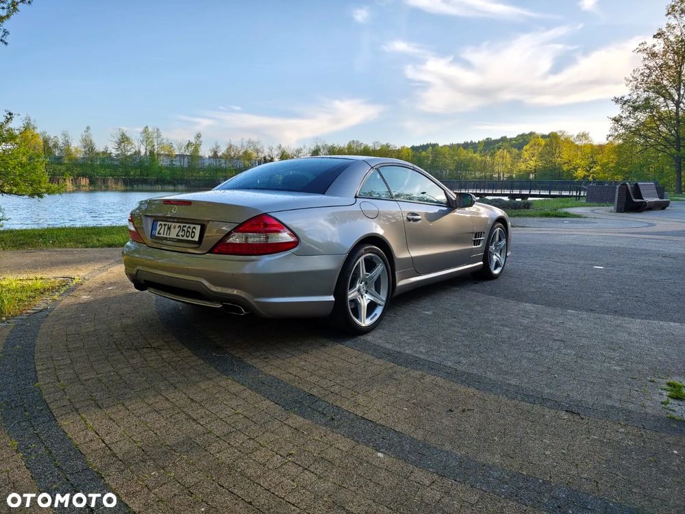 Mercedes-Benz SL 350 7G-TRONIC - 22