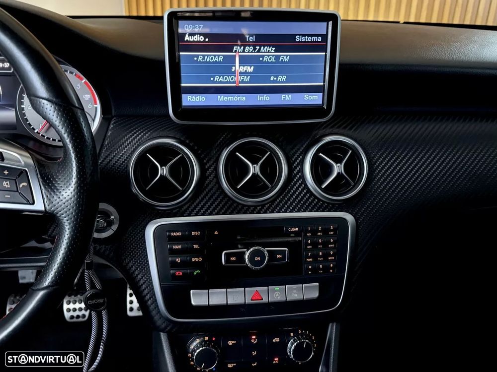Mercedes-Benz A 180 d AMG Line - 49