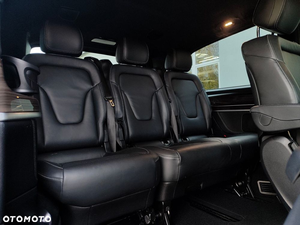 Mercedes-Benz Klasa V - 17