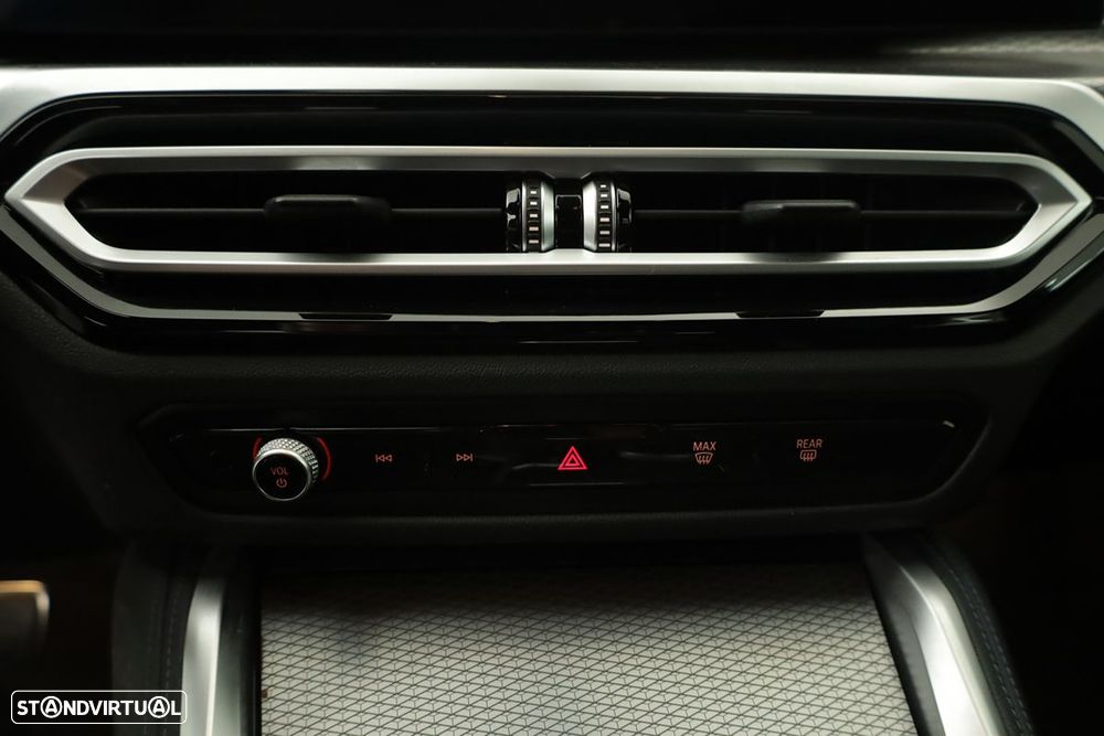 BMW 420 Gran Coupé i Pack Desportivo M Auto - 13