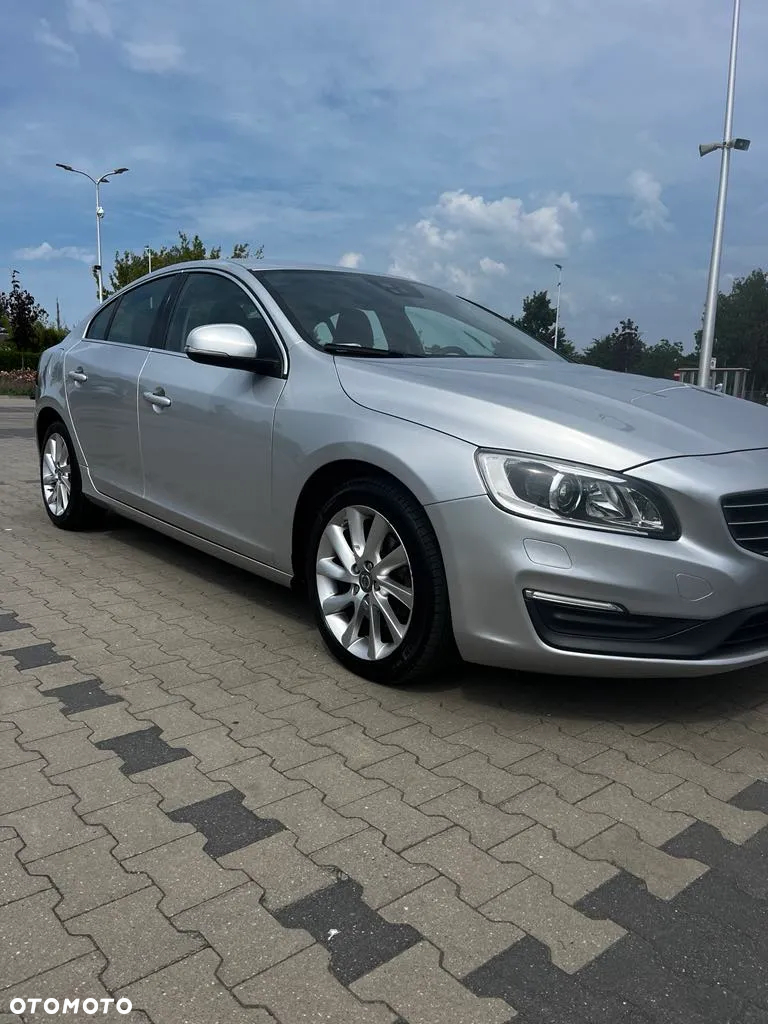 Volvo S60 D3 Momentum - 2