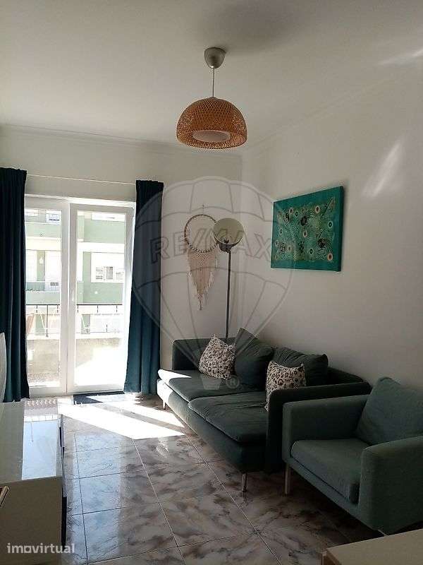 Apartamento T2 para arrendamento - Grande imagem: 2/14