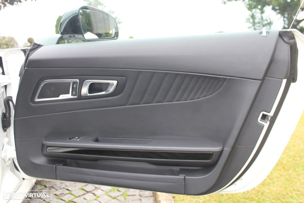 Mercedes-Benz AMG GT S Speedshift 7G-DCT - 26