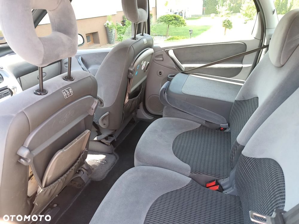 Citroën Xsara Picasso 1.6 16V Impress - 9