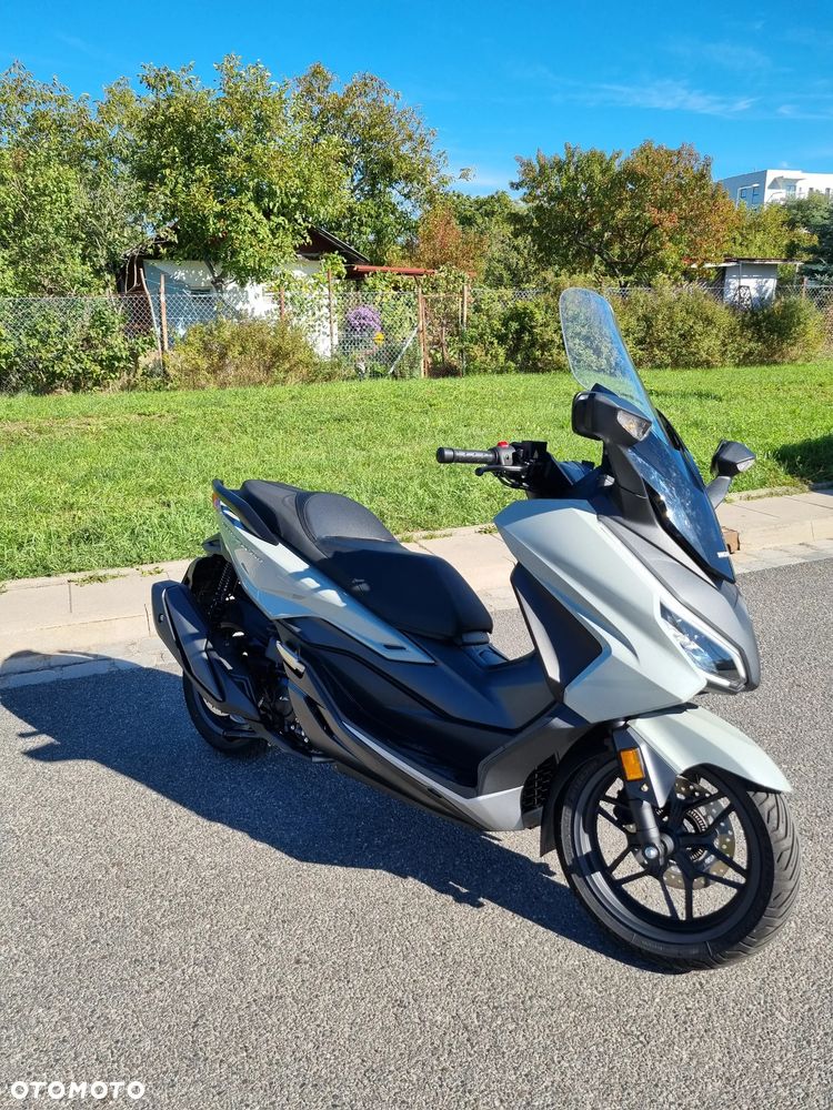 Honda NSS - 8
