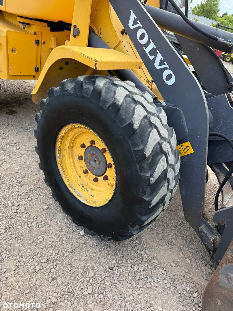 Volvo L 30 G - 13