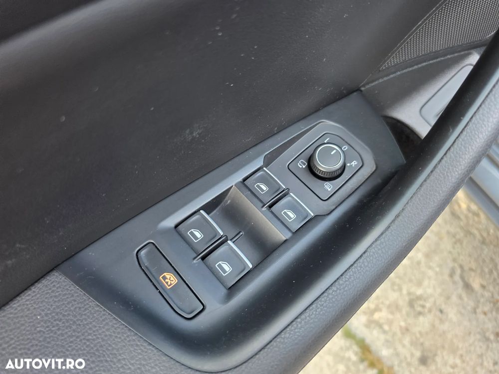 Volkswagen Passat 2.0 TDI SCR DSG Highline - 17