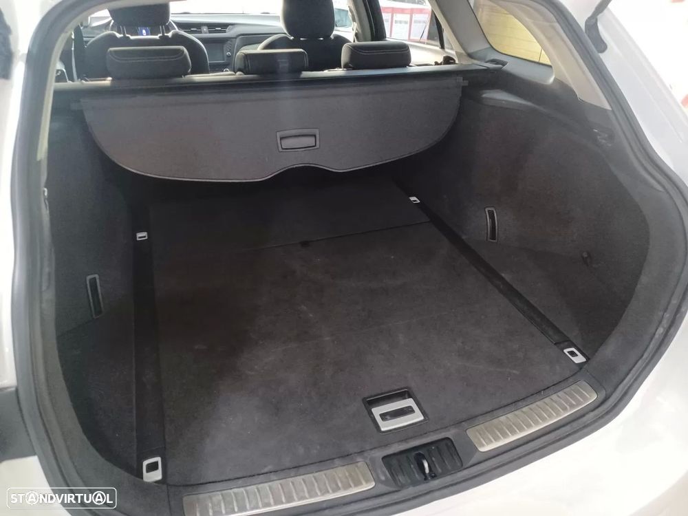 Toyota Avensis Touring Sports 1.6 D-4D Edition-S - 36