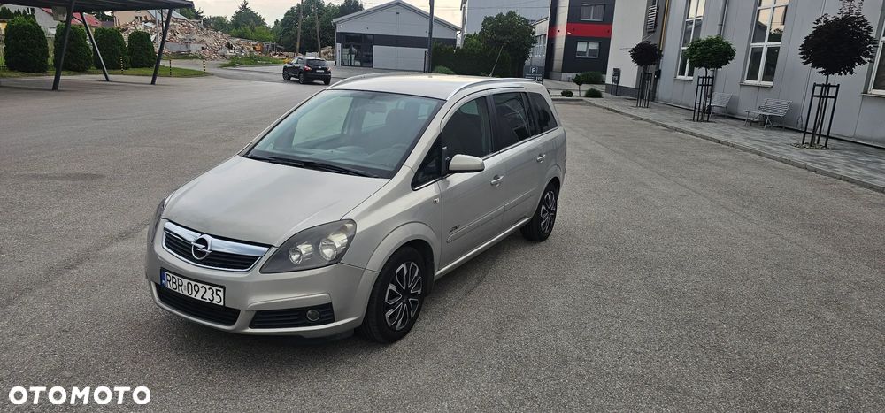 Opel Zafira 1.9 CDTI Enjoy - 1