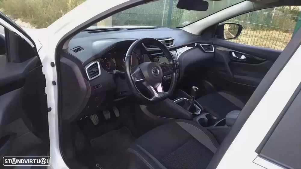 Nissan Qashqai 1.5 dCi Tekna Premium - 4