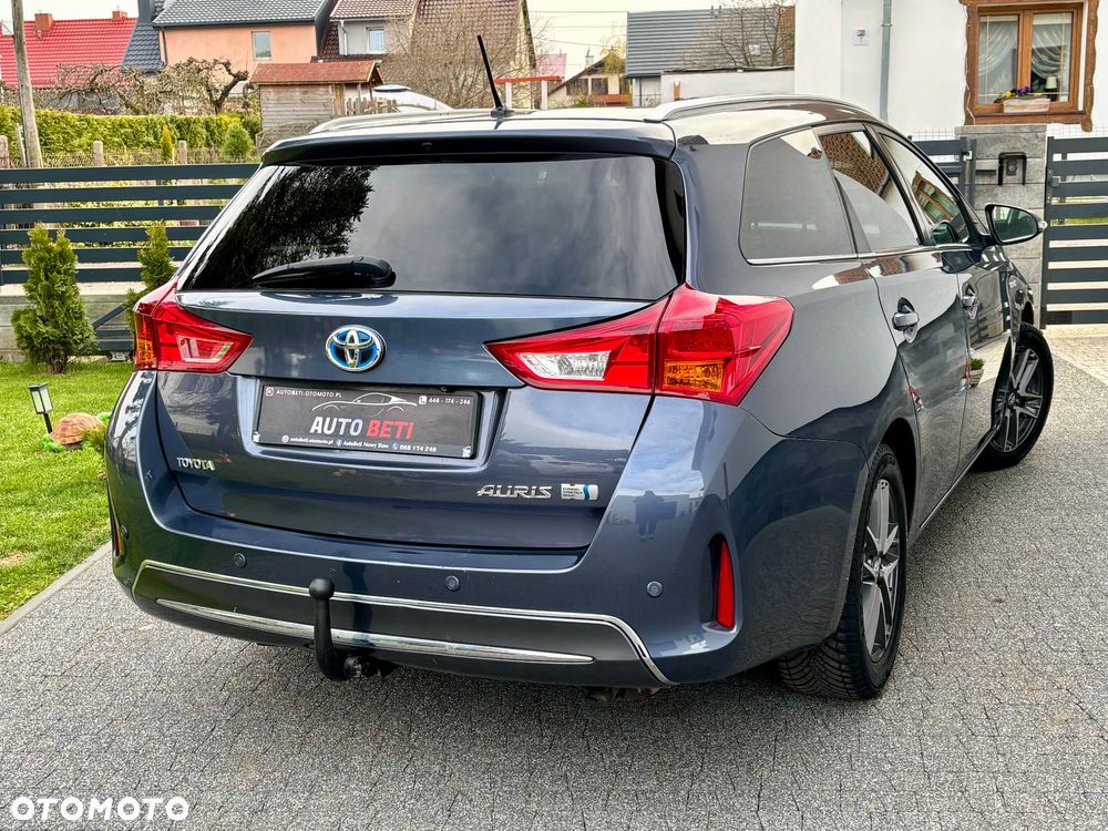 Toyota Auris 1.8 HSD Prestige NAVI - 32