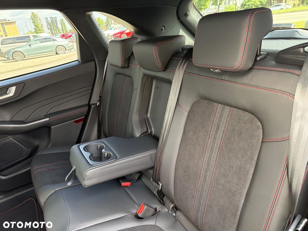 Ford Kuga 2.5 Duratec FHEV 4x4 ST-LINE X - 17