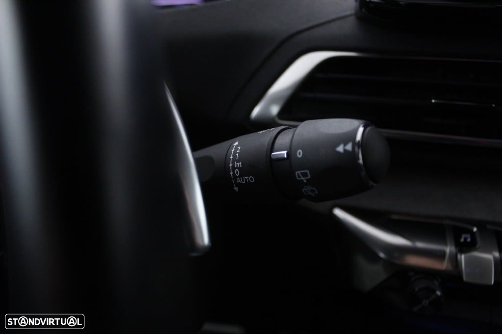 Peugeot 3008 1.5 BlueHDi GT EAT8 - 24