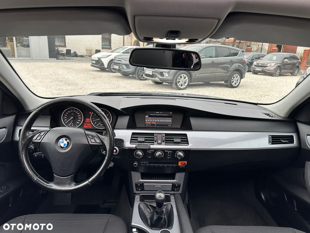 BMW Seria 5 523i - 20