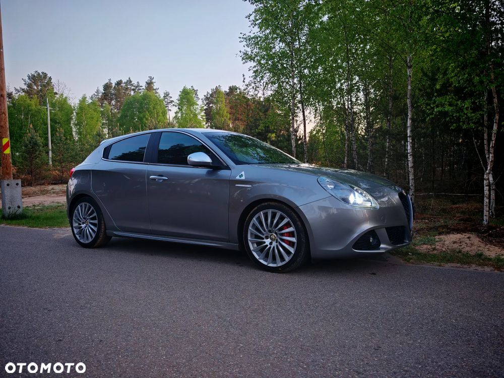 Alfa Romeo Giulietta 1750 TBi Quadrifoglio Verde - 1