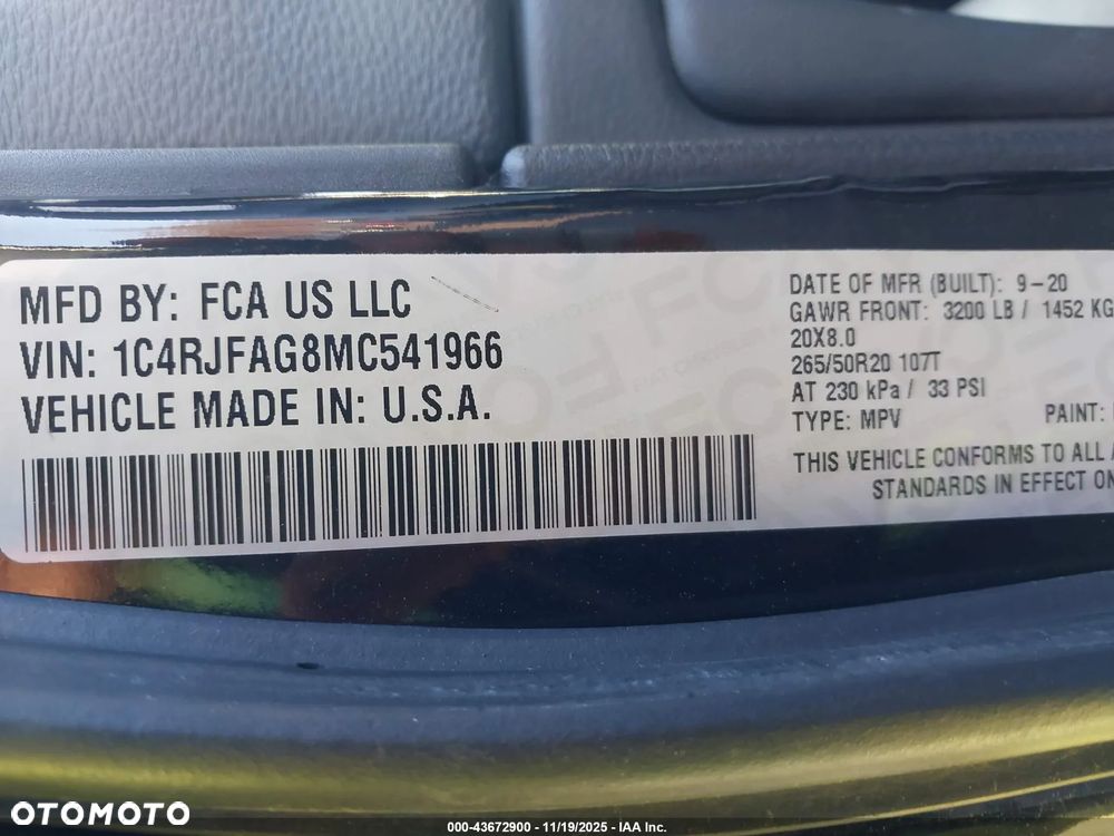 Jeep Grand Cherokee - 9