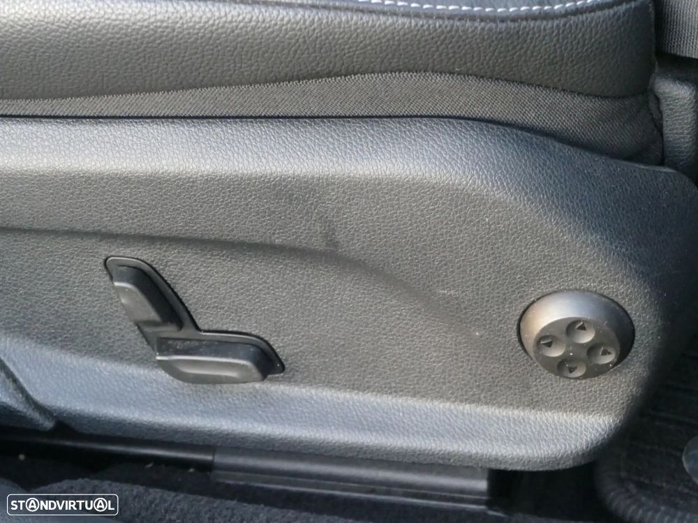 Mercedes-Benz E 200 d Avantgarde - 26