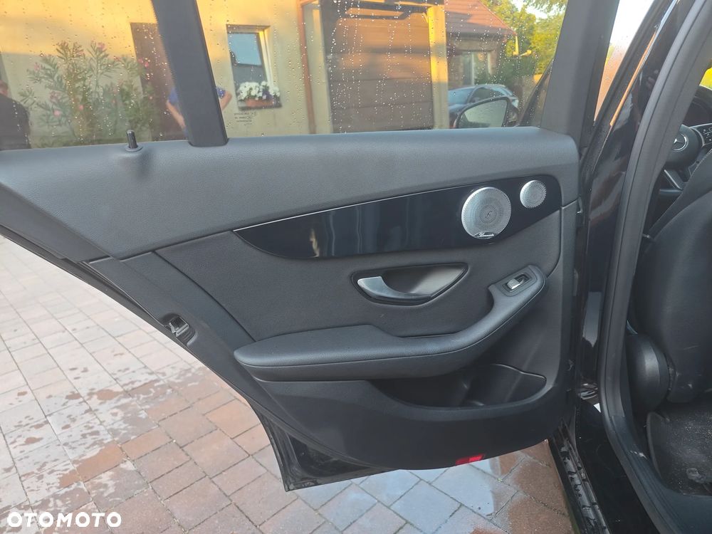 Mercedes-Benz Klasa C 220 d 9G-TRONIC Avantgarde - 8