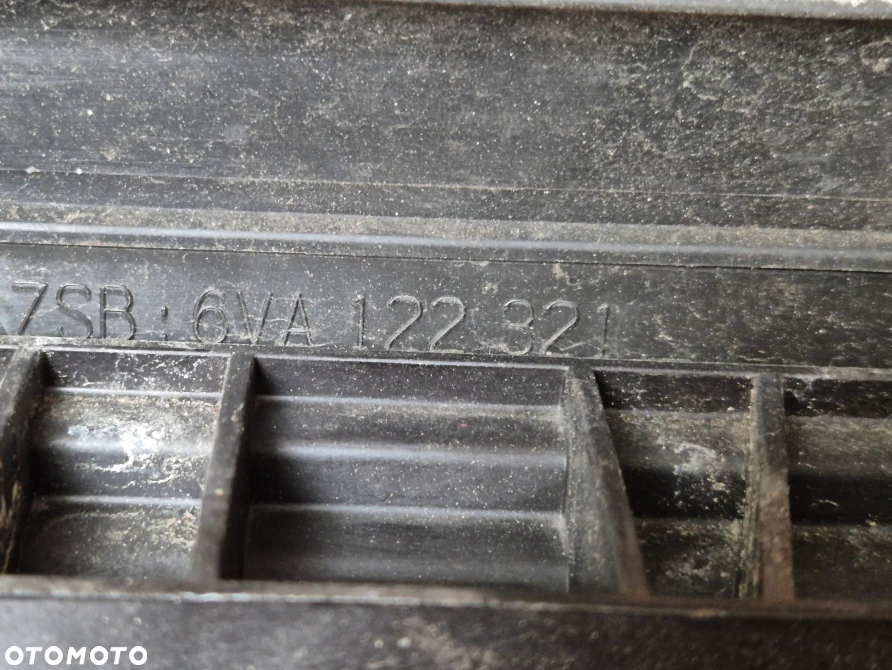 Żaluzja kierownica powietrza VW Polo MK6 2Q0122323A 6VA971277 6VA122327 6VA122921 6VA122327B - 7