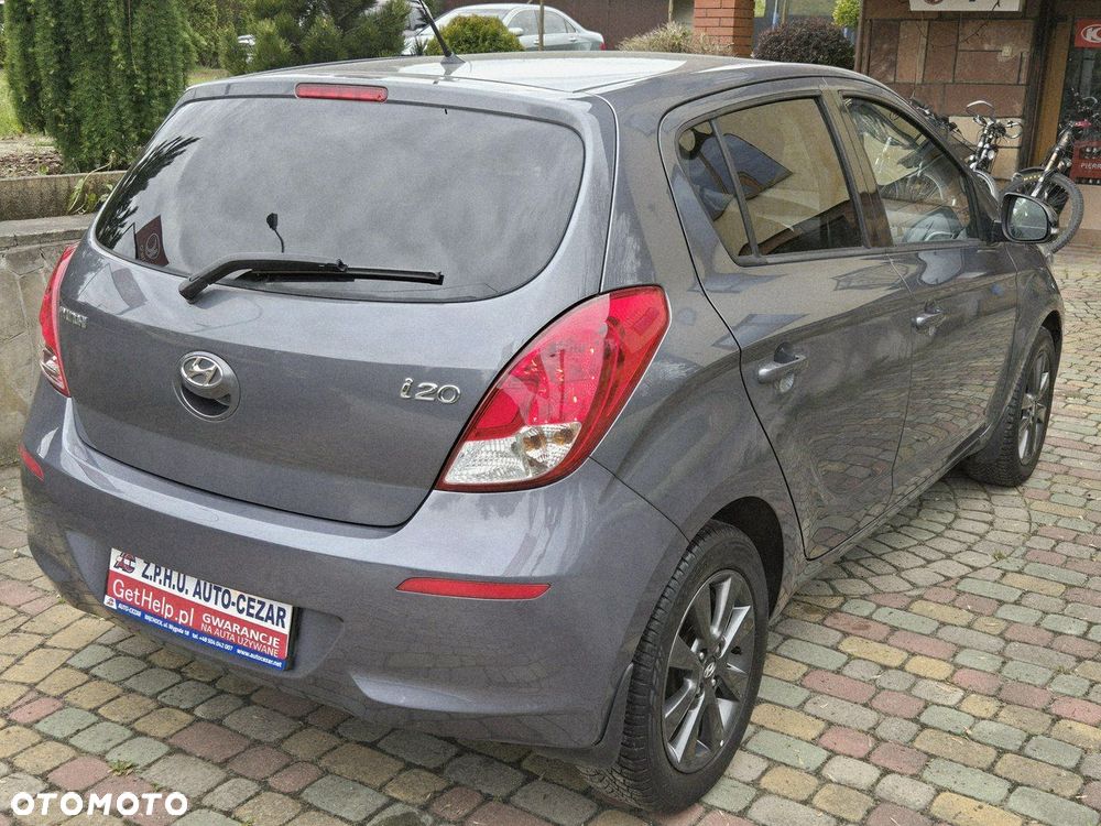 Hyundai i20 1.2 Fifa World Cup Edition - 8