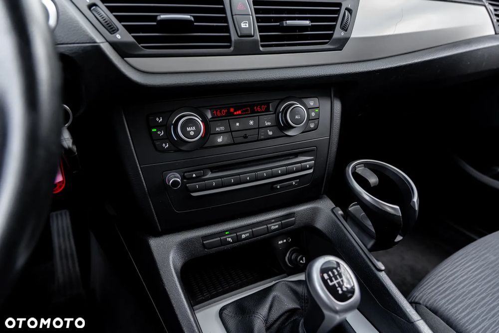 BMW X1 sDrive18d - 35