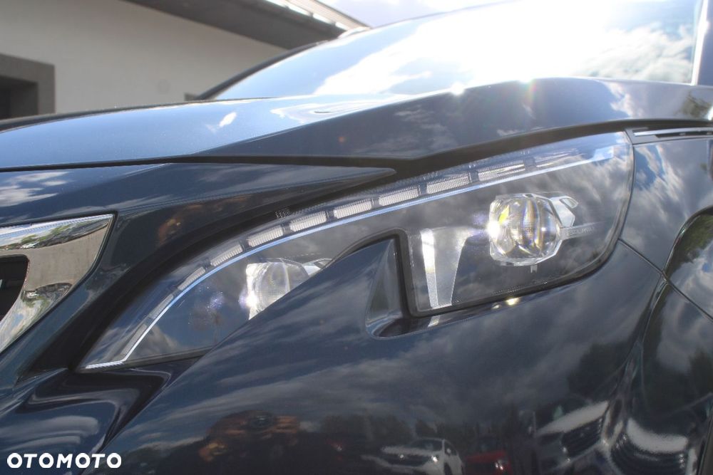 Peugeot 5008 - 21