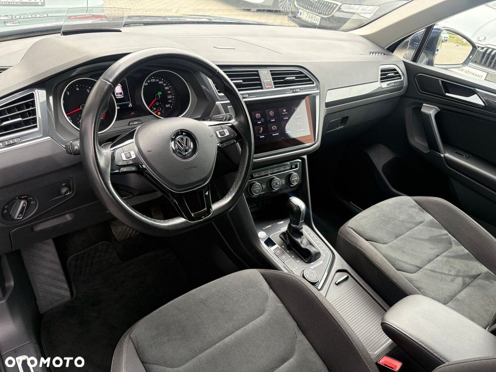 Volkswagen Tiguan - 12