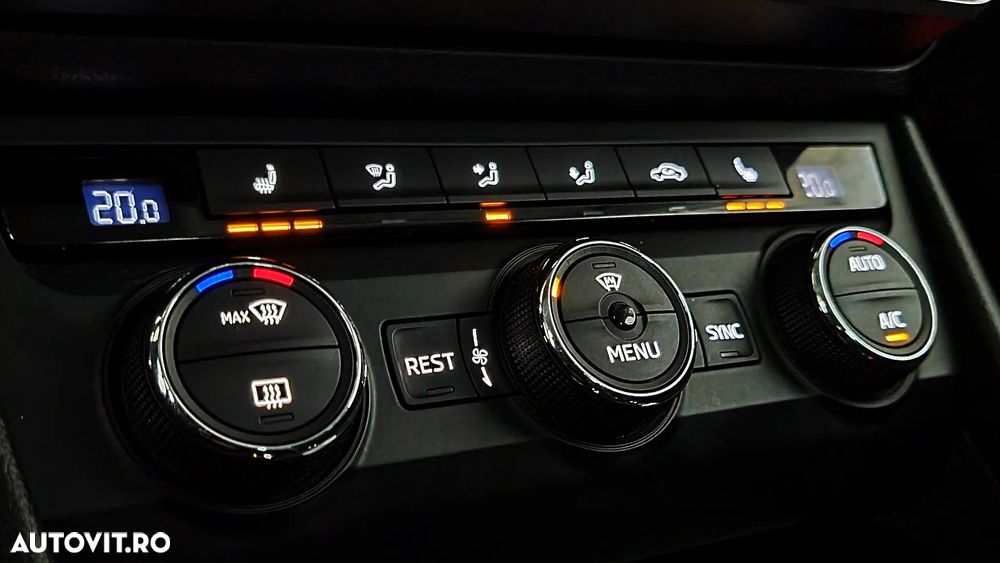 Skoda Superb 1.6 TDI DSG Style - 16