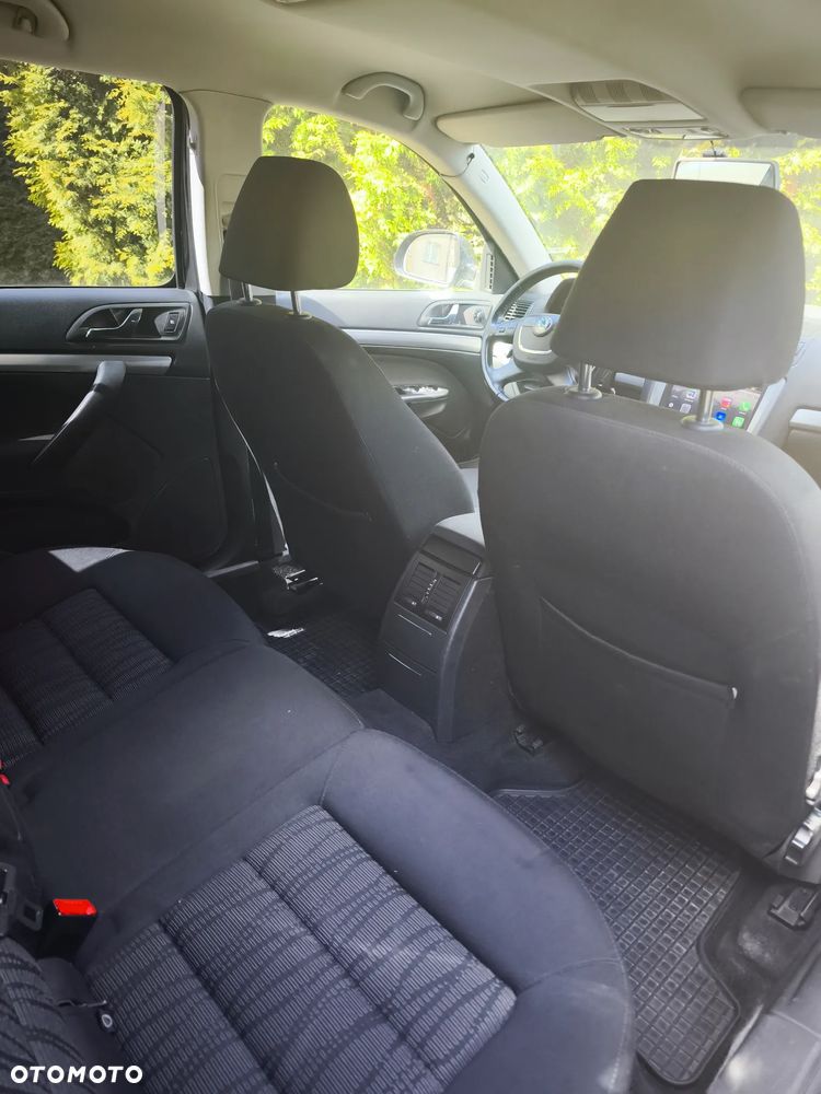 Skoda Octavia - 14