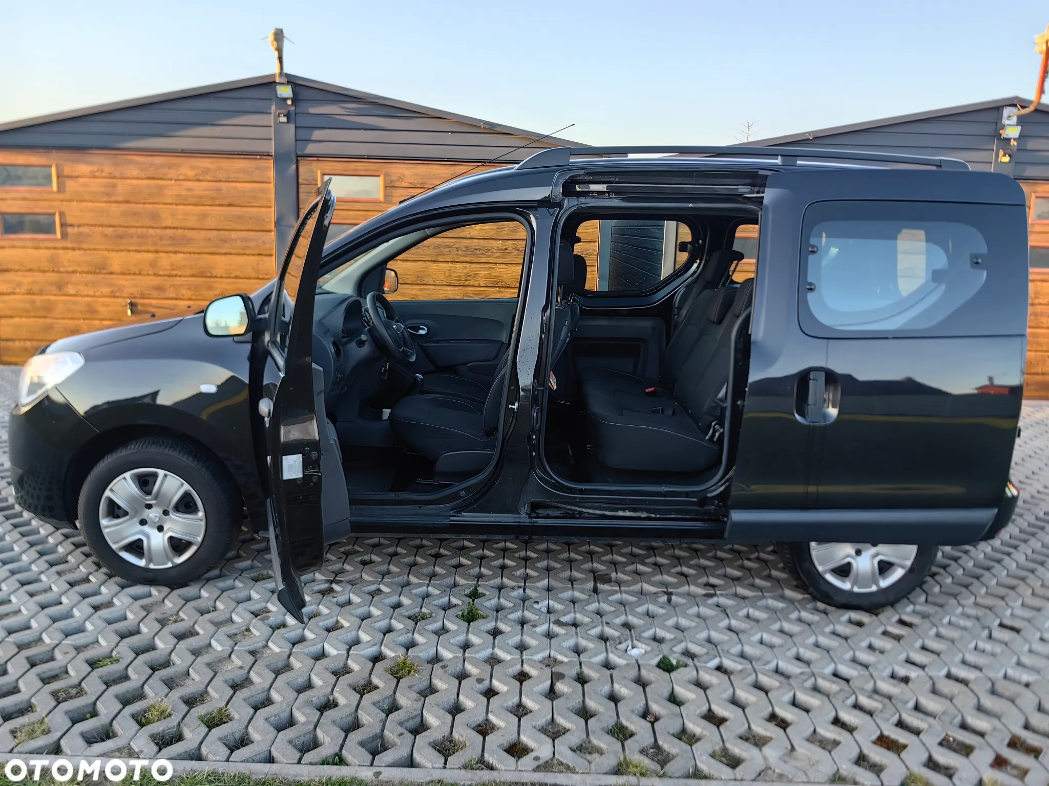 Dacia Dokker TCe 115 Comfort - 28