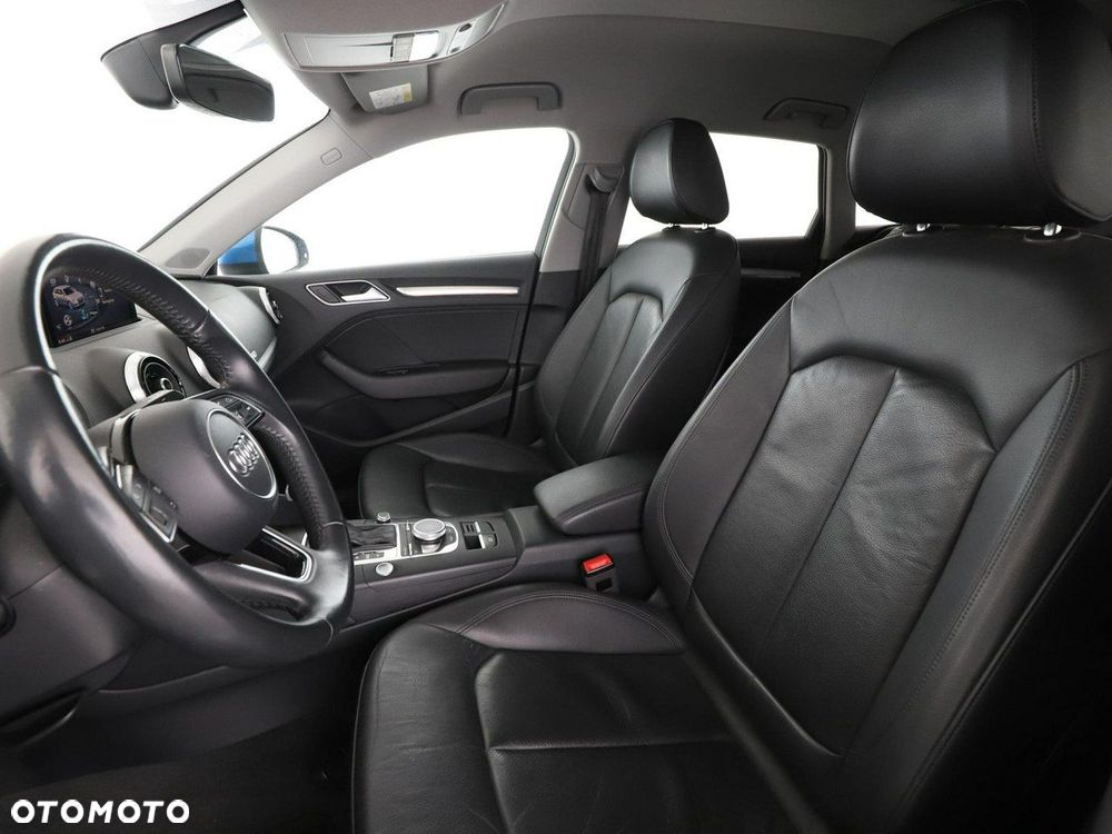 Audi A3 Sportback 1.4 TFSI e-tron design - 14