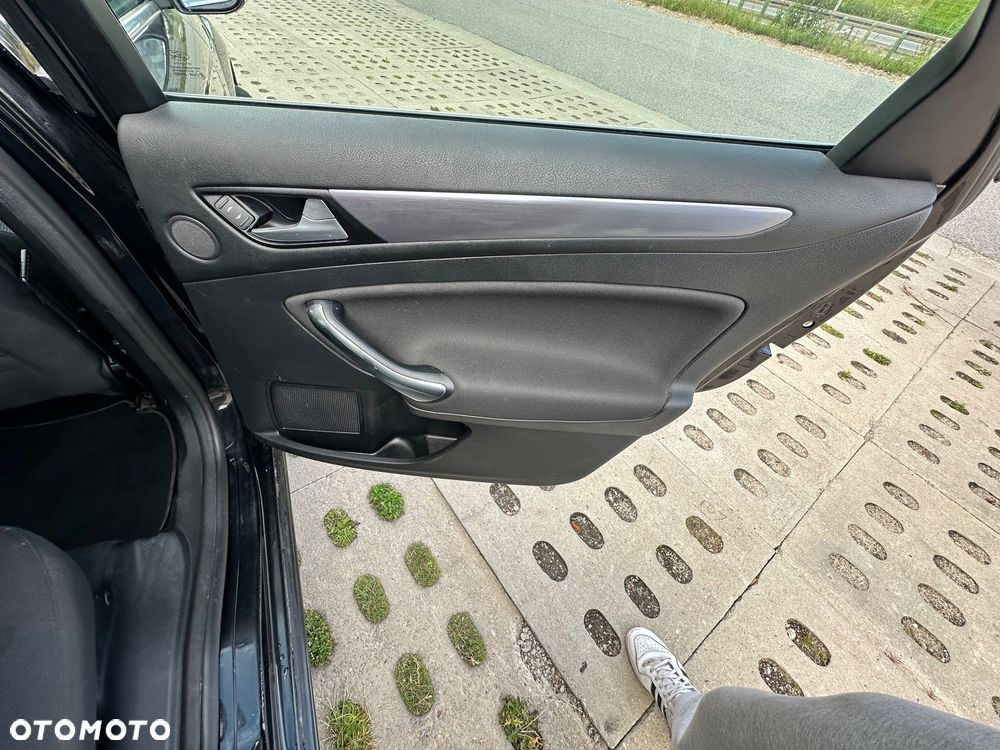 Ford Mondeo - 16