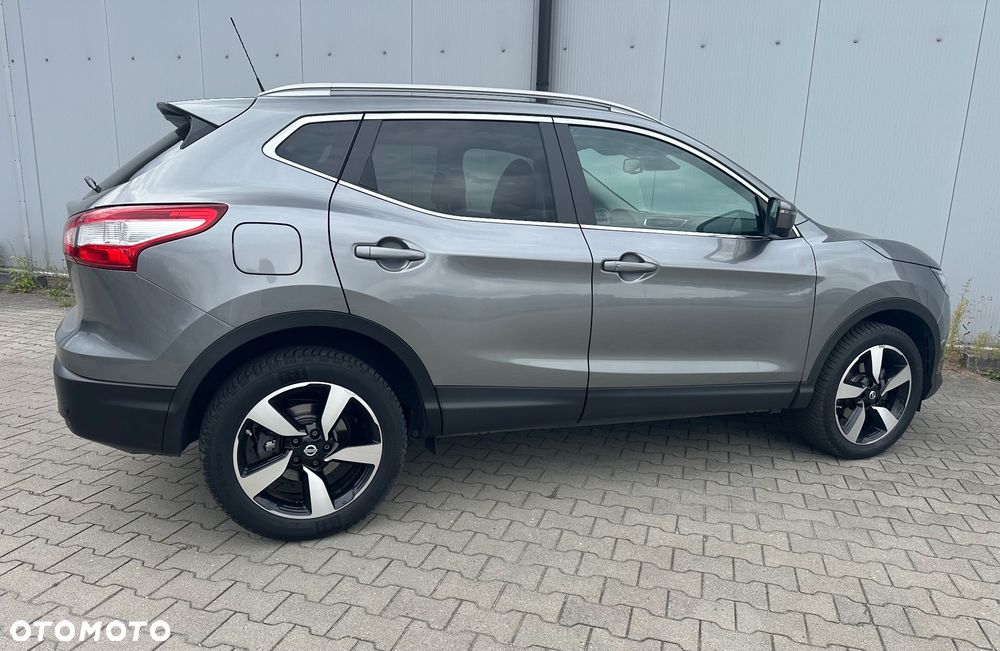 Nissan Qashqai 1.2 DIG-T N-Connecta EU6 - 5