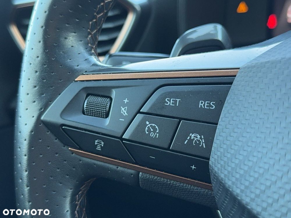 Cupra Formentor 1.4 e-Hybrid VZ DSG - 17