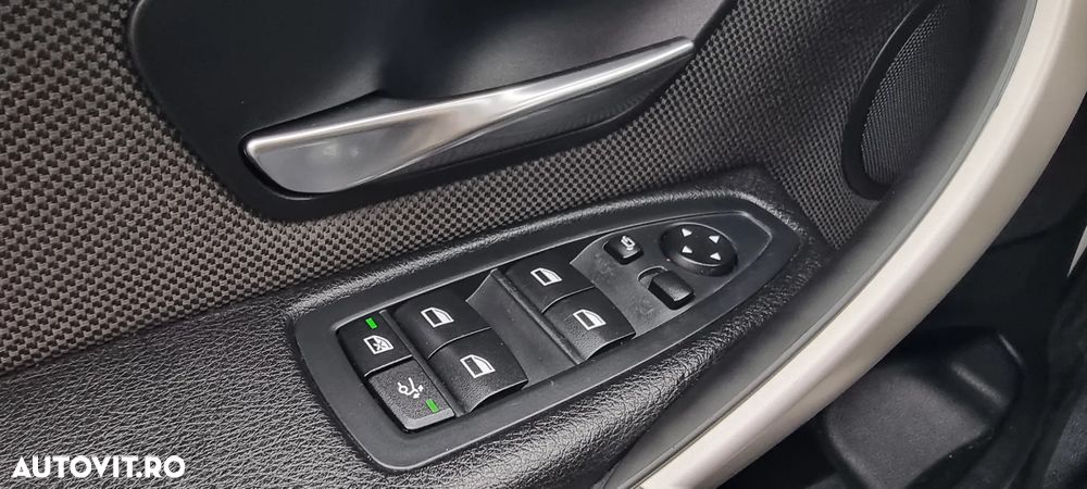 BMW Seria 3 320d xDrive Sport-Aut. - 30