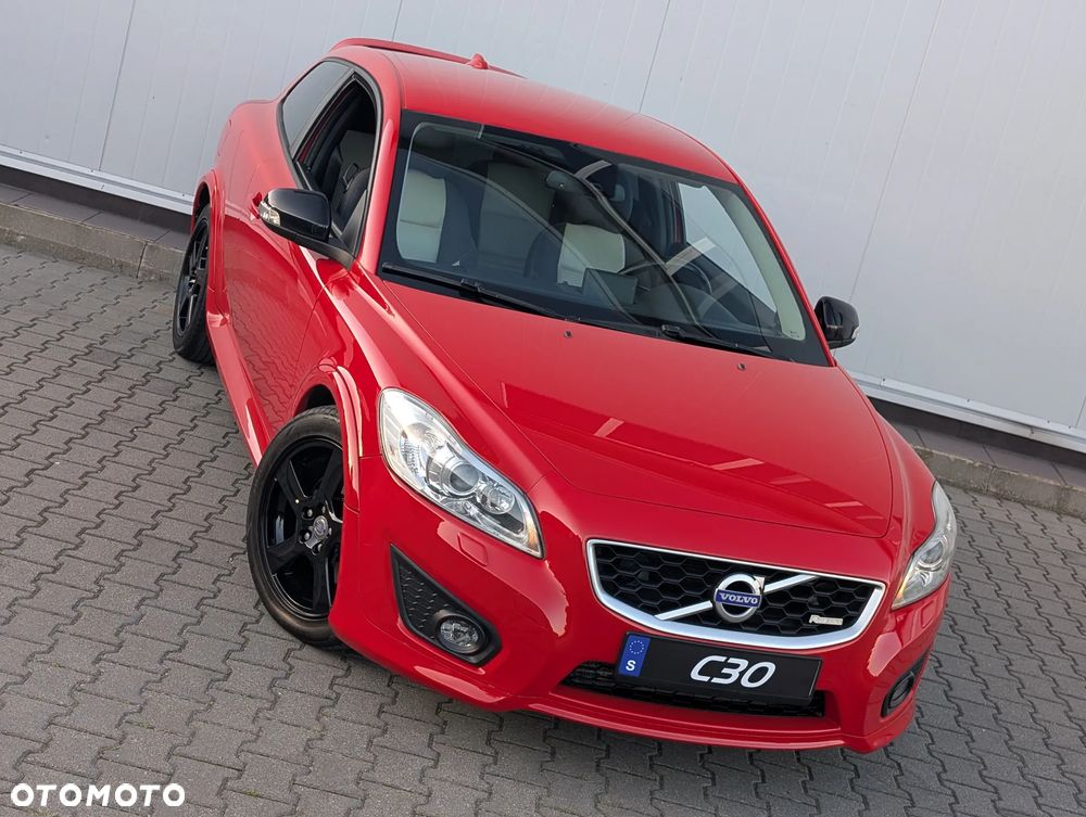 Volvo C30 D4 R-Design - 11
