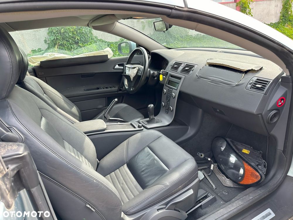 Volvo C70 2.4 Momentum - 11