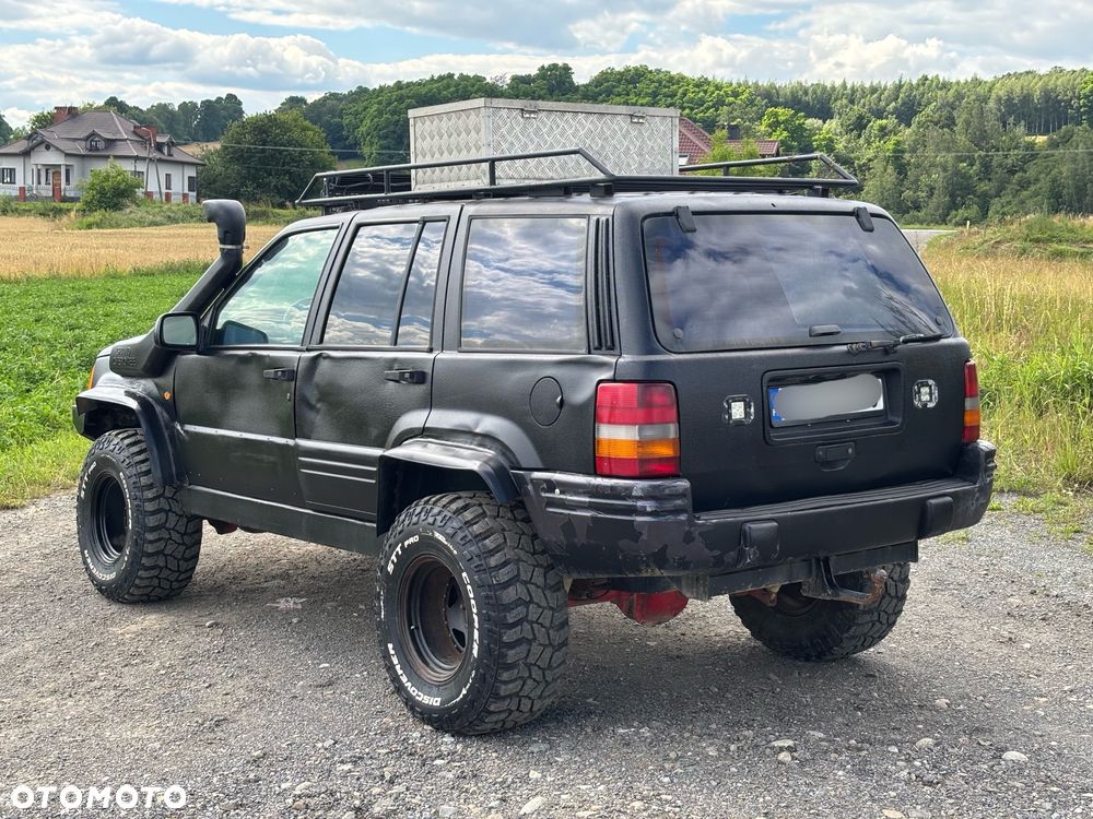 Jeep Grand Cherokee - 4