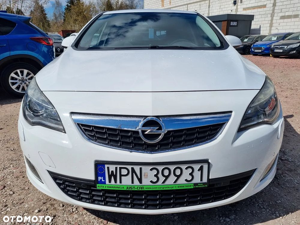 Opel Astra 1.6 Turbo White Edition - 3