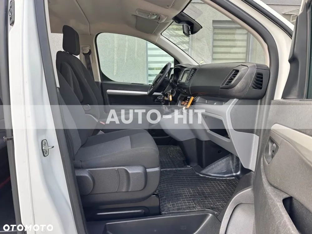 Opel Vivaro - 22