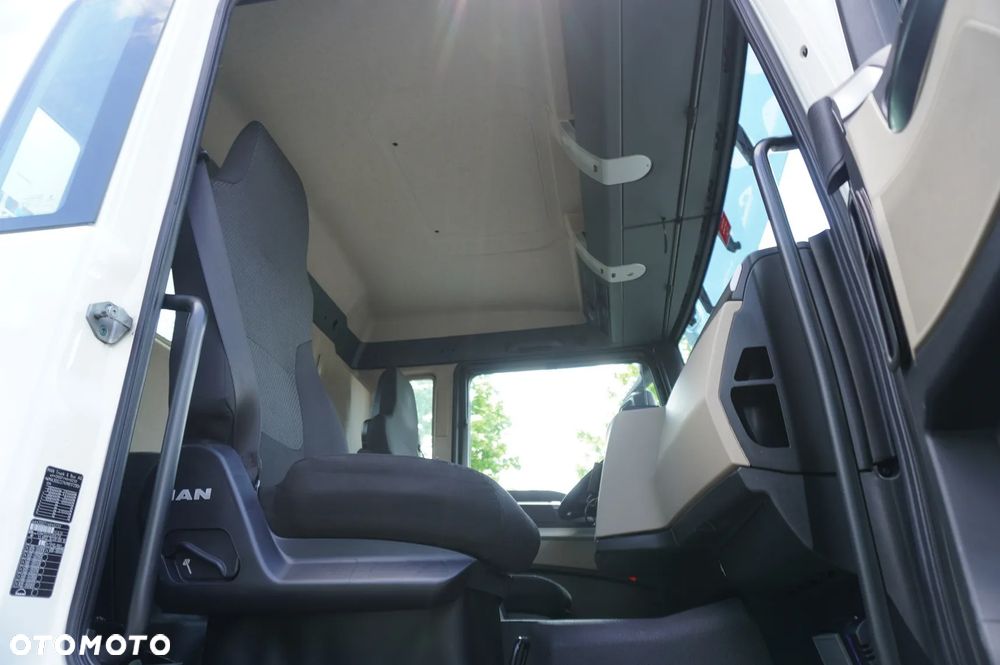 MAN TGS 26.420 6x4 / Fassi F215A.2.24 / Pilot / Rotator / 160 tys. km! / platforma 6.7 m - 26