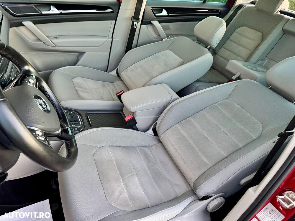 Volkswagen Golf Sportsvan 1.4 TSI (BlueMotion Technology) DSG Highline - 21