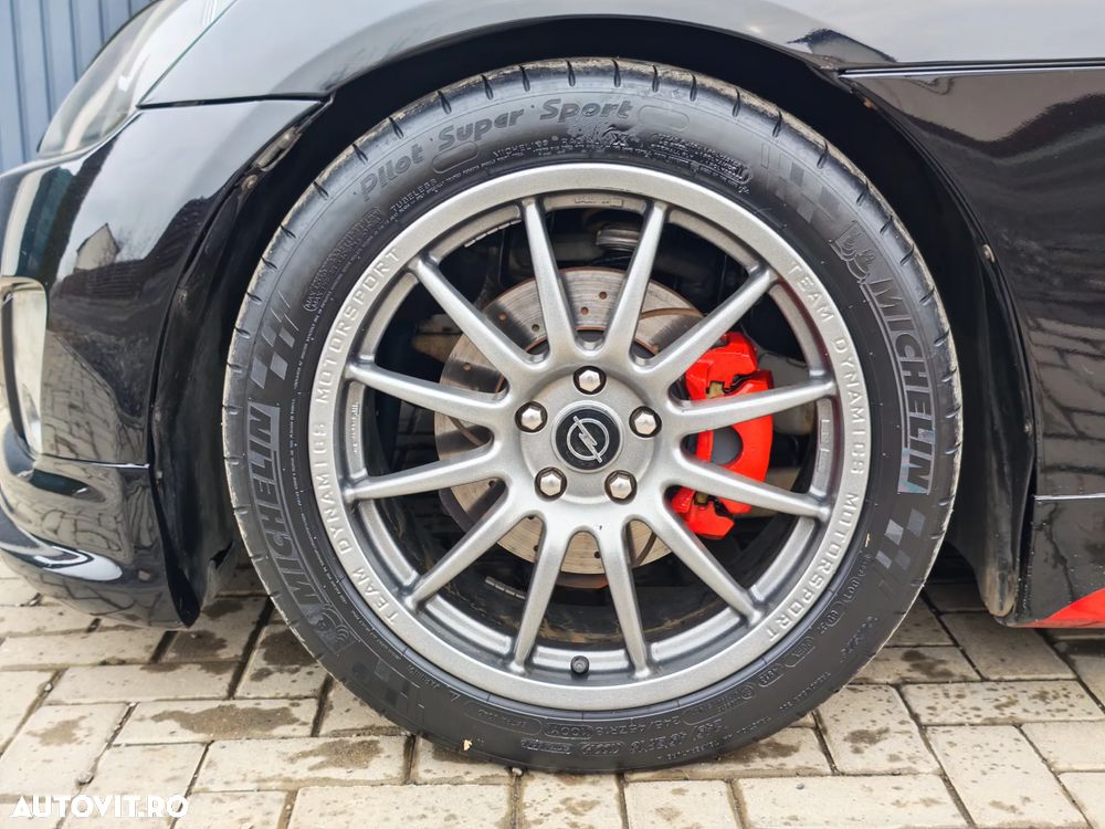 Opel GT 2.0 Turbo - 9