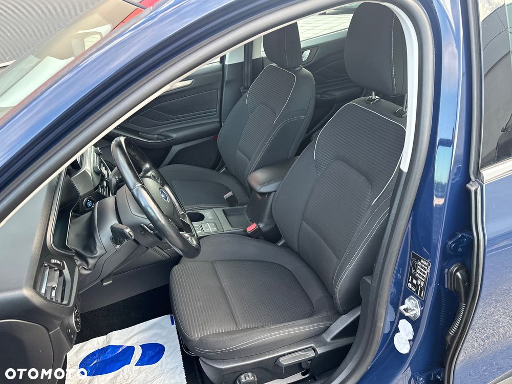 Ford Focus SW 1.5 EcoBlue Titanium - 6