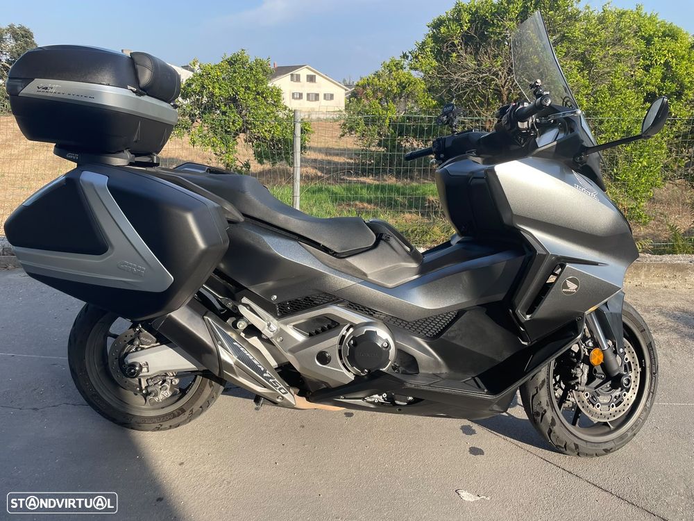 Honda Forza NSS750 - 3