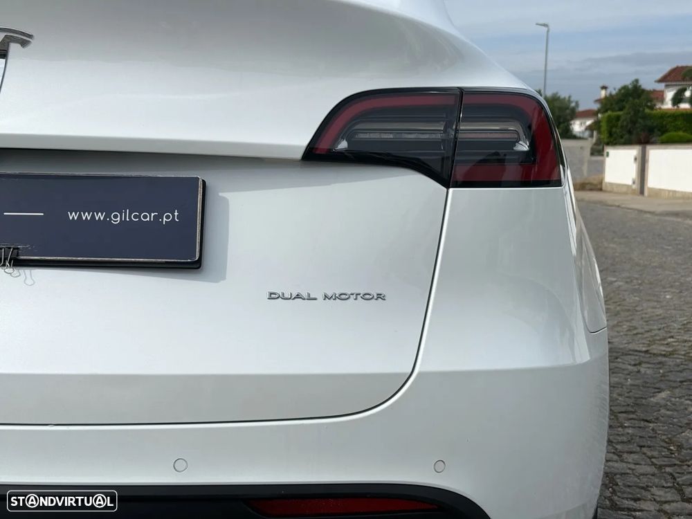 Tesla Model Y Long Range Tração Integral - 18