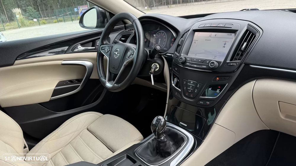 Opel Insignia 2.0 CDTI executive S/S - 44