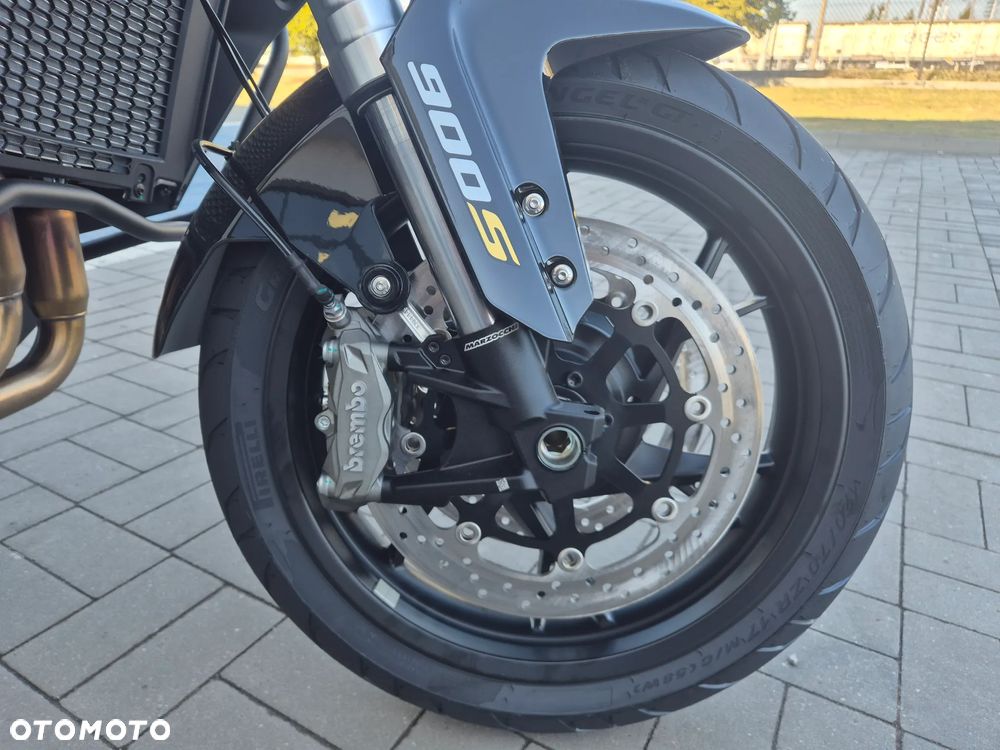 QJMOTOR SRT900S - 13