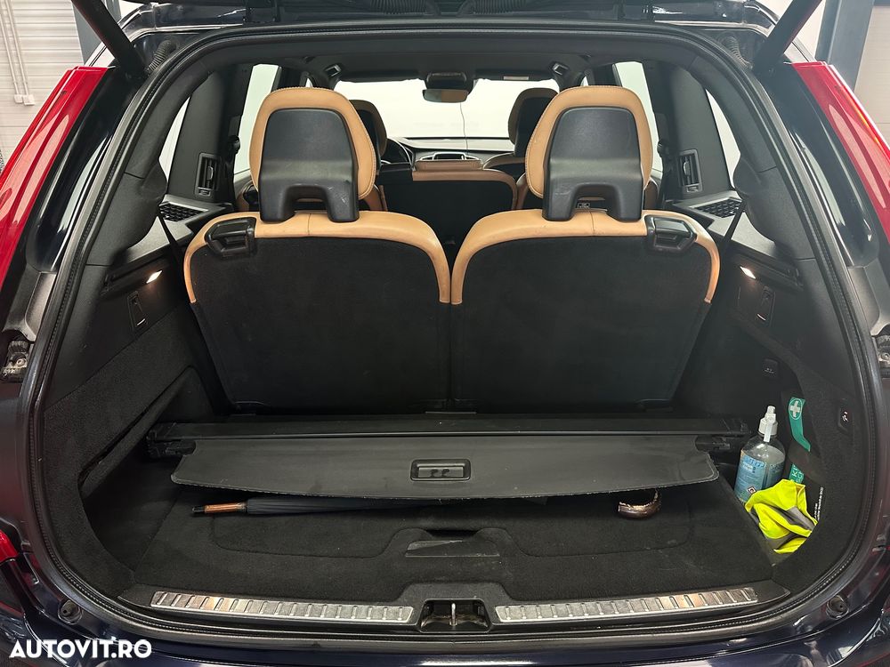 Volvo XC 90 D5 AWD Geartronic Inscription - 33