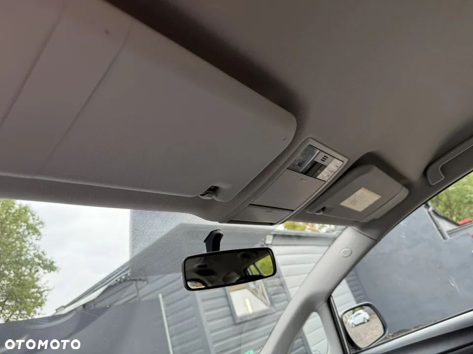 Toyota Verso 1.8 Premium 7os - 27